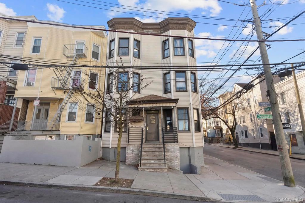 58 Chestnut Street, Yonkers