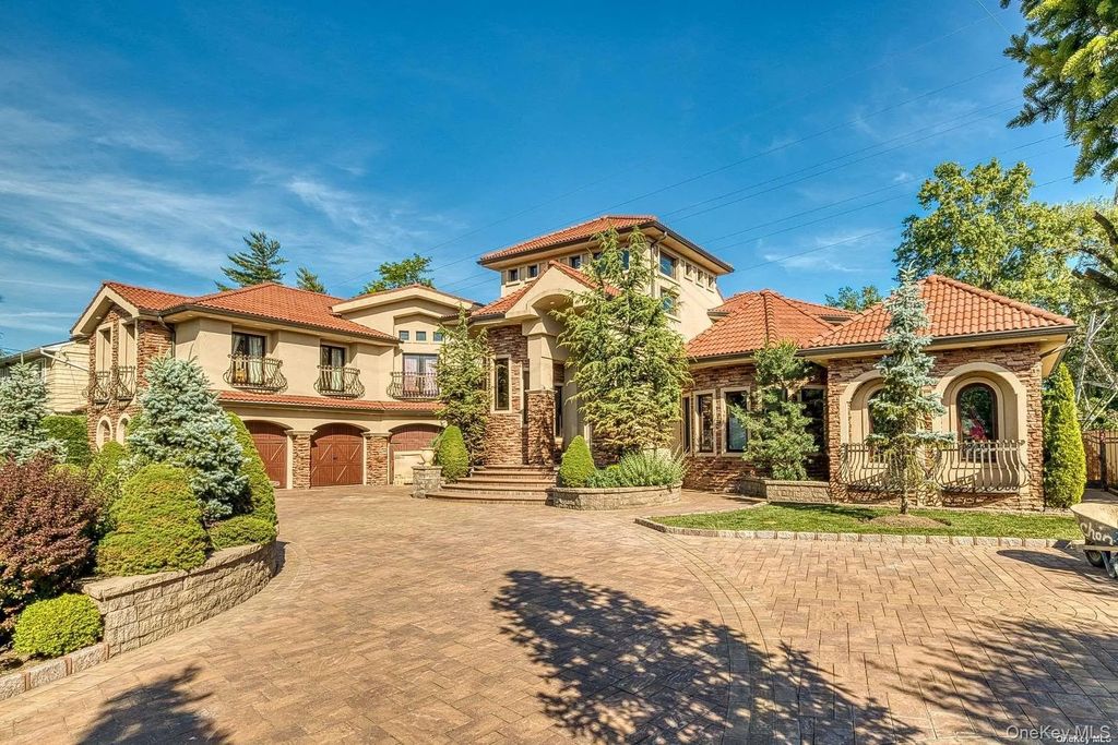 959 S End Road, Woodmere