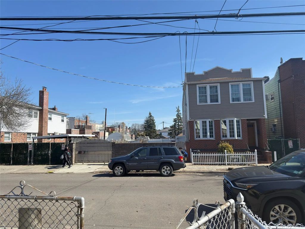 136-15 Whitelaw Street, Ozone Park