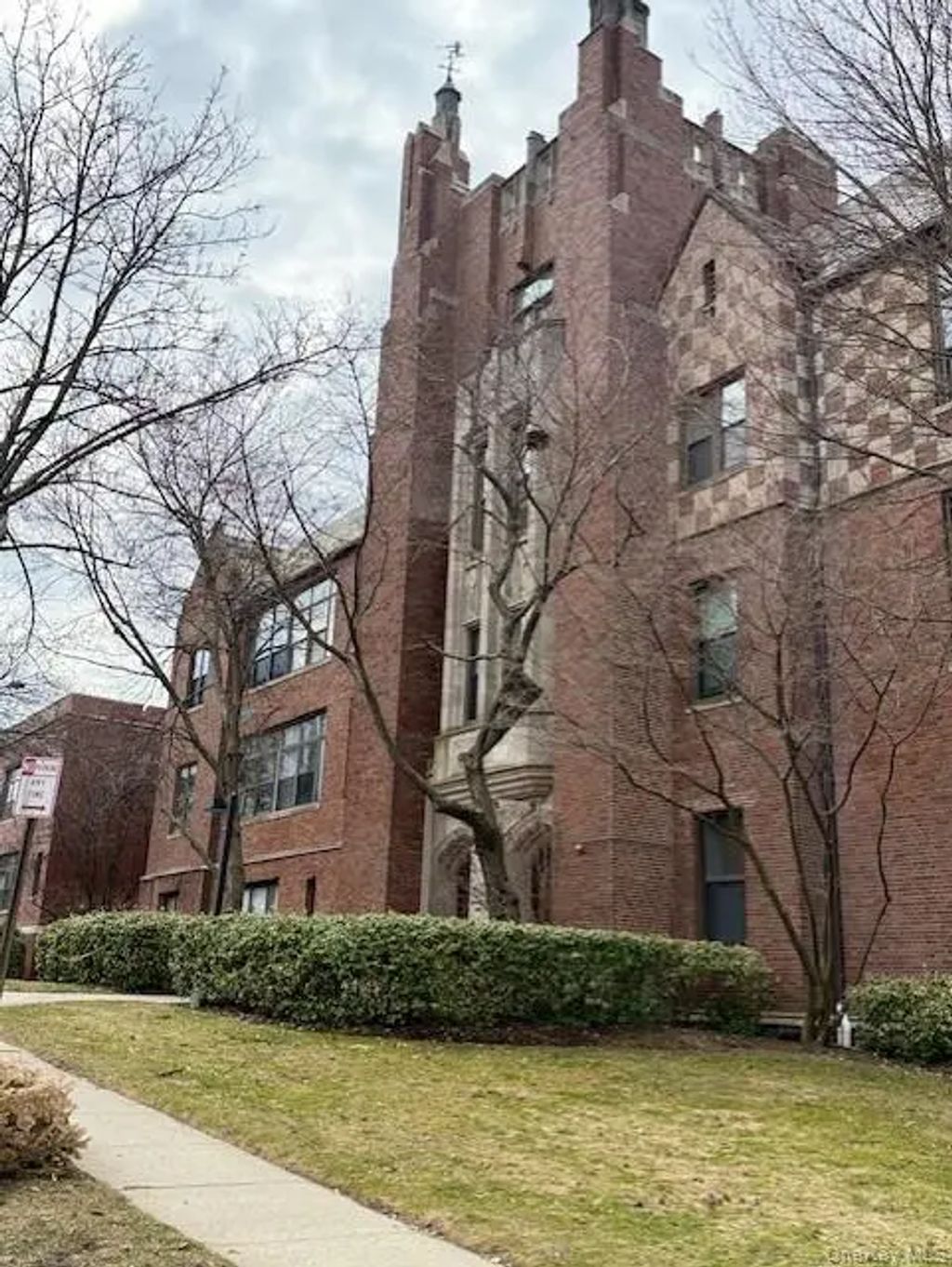 75 Mckinley Avenue # B3-4, White Plains