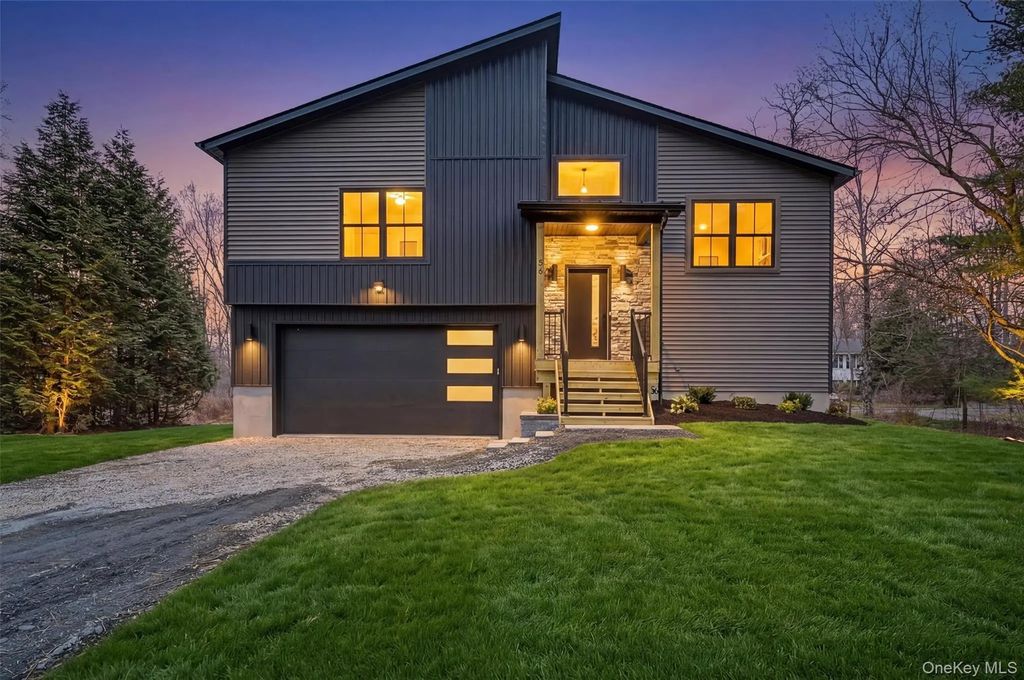 93 York Road S, Bloomingburg