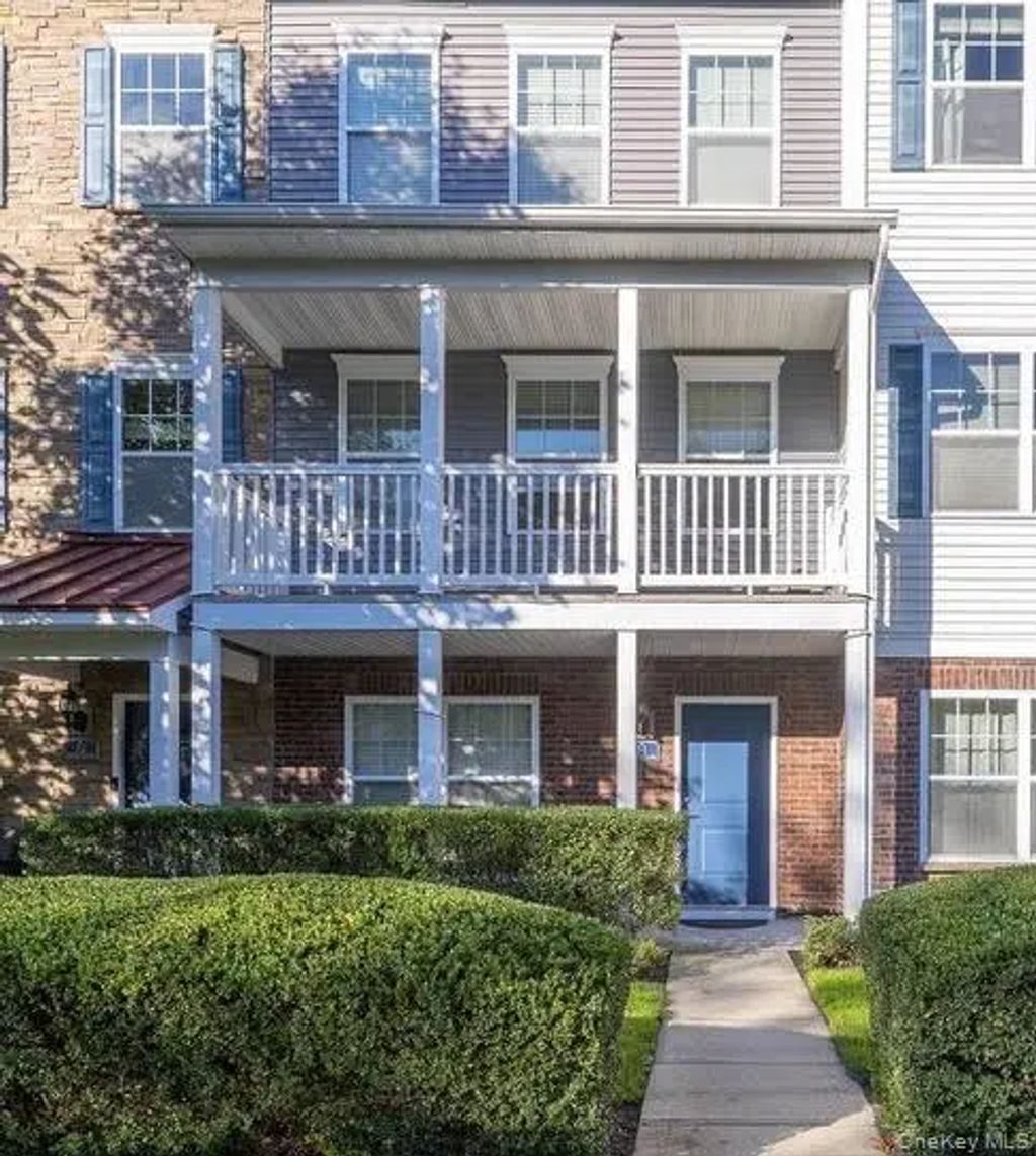 31 Barley Lane, Patchogue