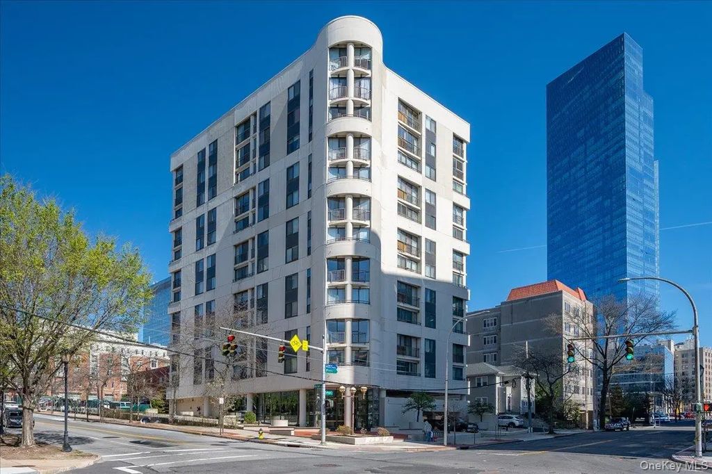 10 Cottage Place # 12f, White Plains