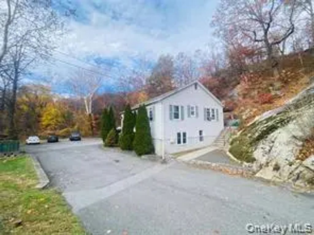 5 Old State Road # 2, Highland Falls
