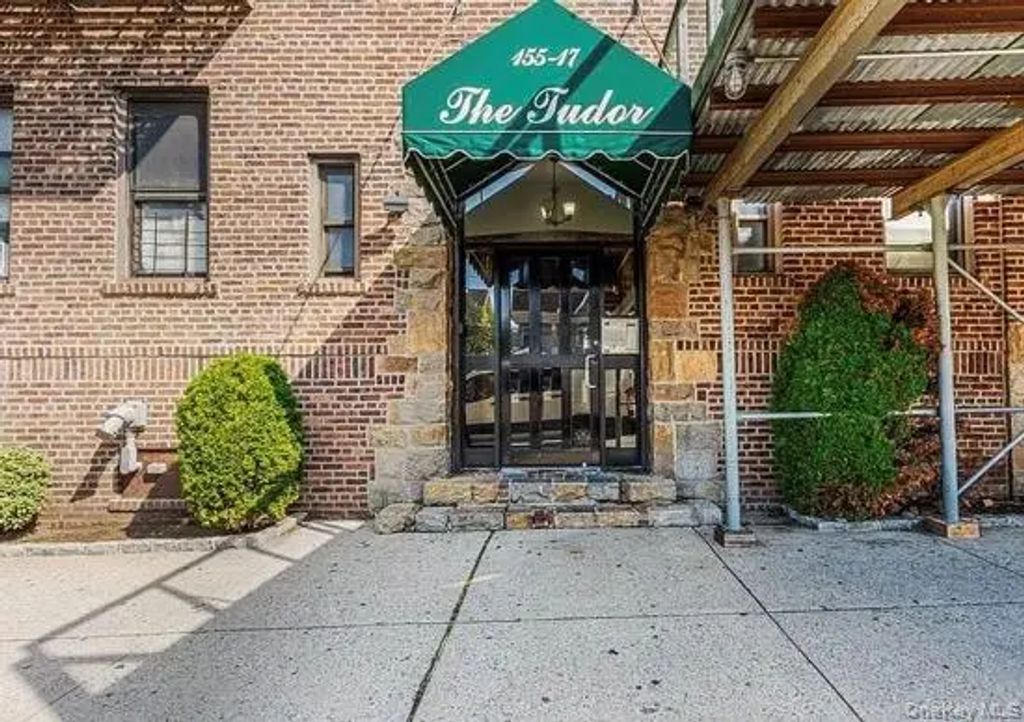 15517 Sanford Avenue # 2e, Flushing