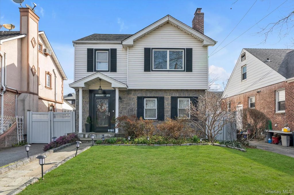 36-13 Clearview Expressway, Bayside
