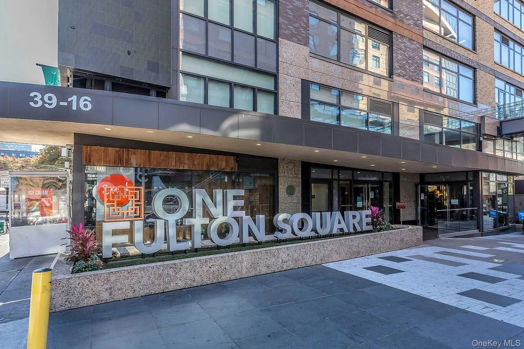 39-16 Prince Street # 5e, Flushing