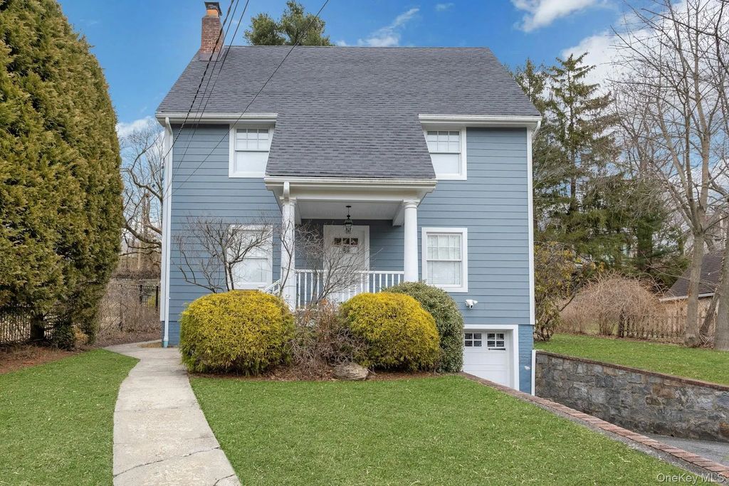 49 Bellewood Avenue, Dobbs Ferry