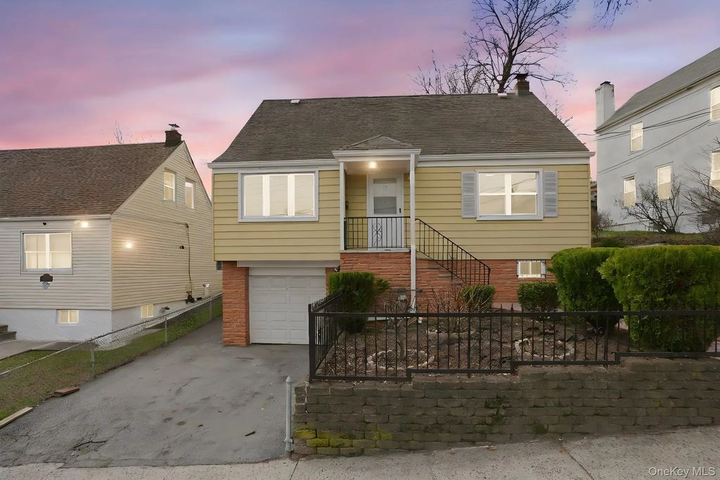 71 Glen Road, Yonkers