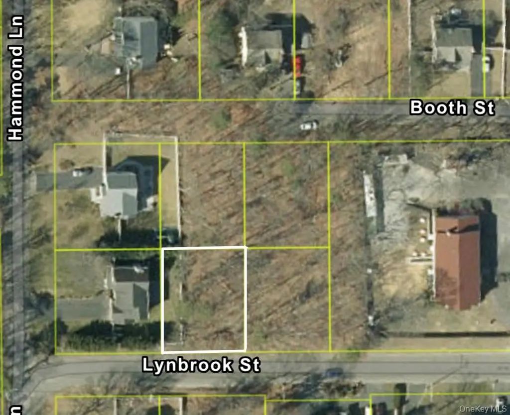 Lynbrook Street, Centereach