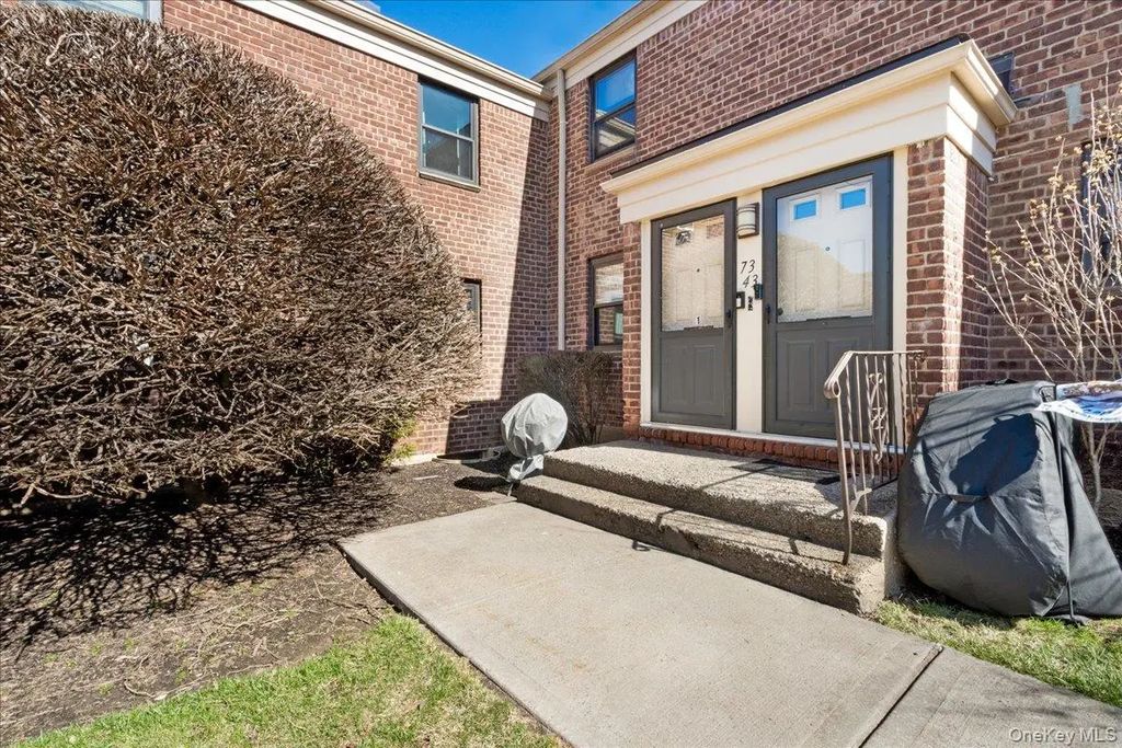 7343 217th Street # 366b1, Oakland Gardens
