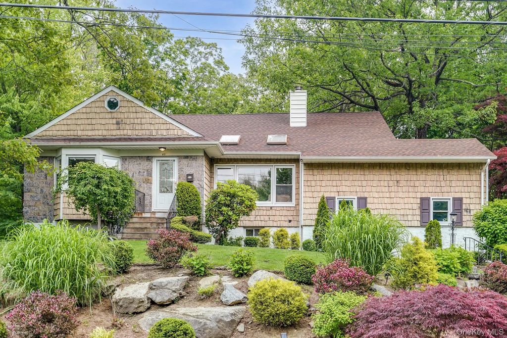 45 Rugby Road, New Rochelle