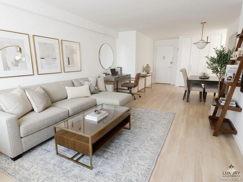 77 Fulton Street # 6f, New York (Manhattan)