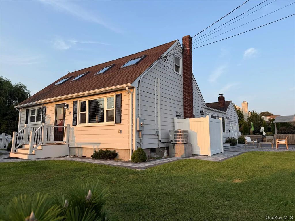 79 Grandview Drive, Shirley