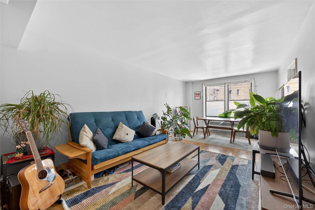 8385 116th Street # 4l, Kew Gardens