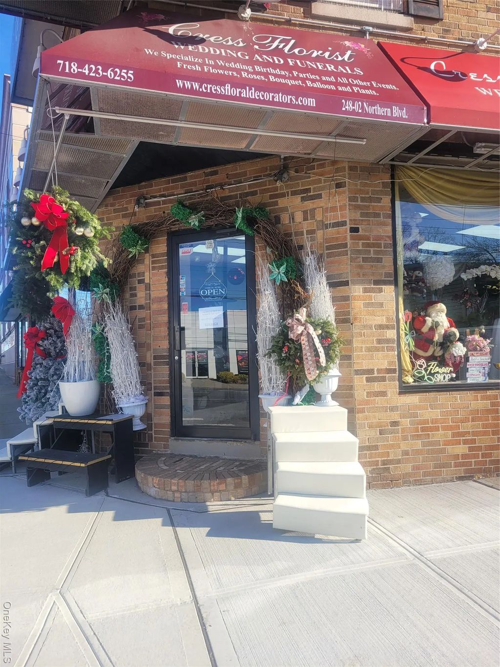 248-02 Northern Boulevard, Douglaston