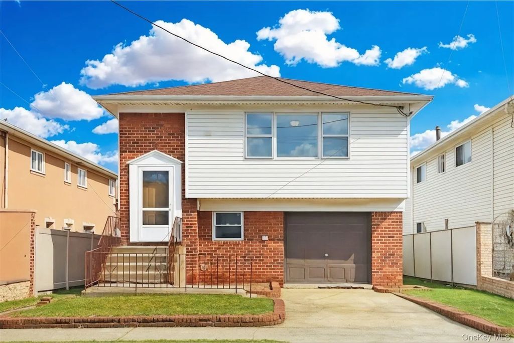16207 86th Street, Howard Beach