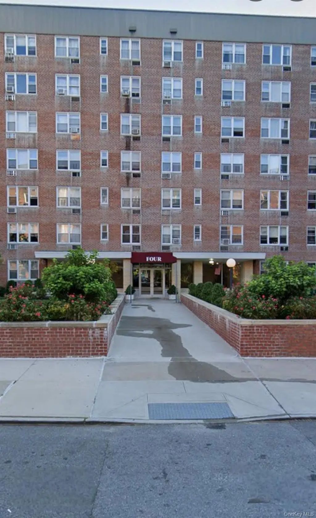 4 Sadore # 1r, Yonkers