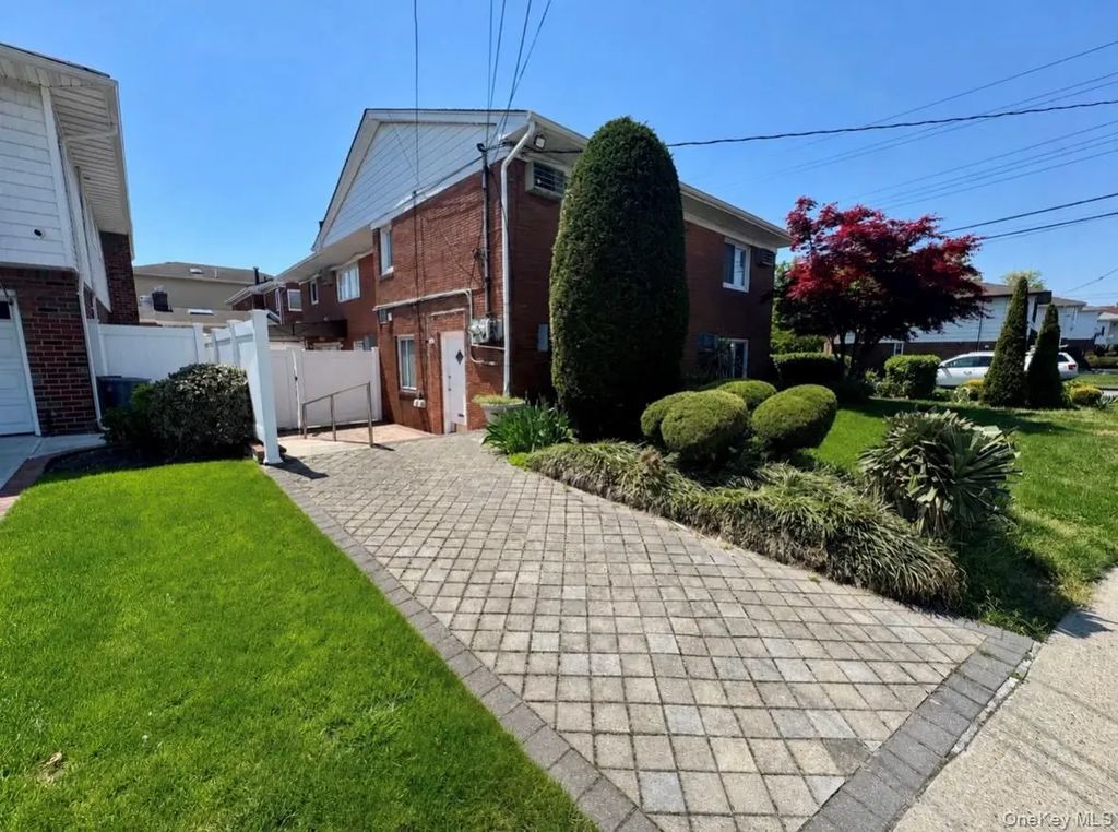 16305 91st Street, Howard Beach