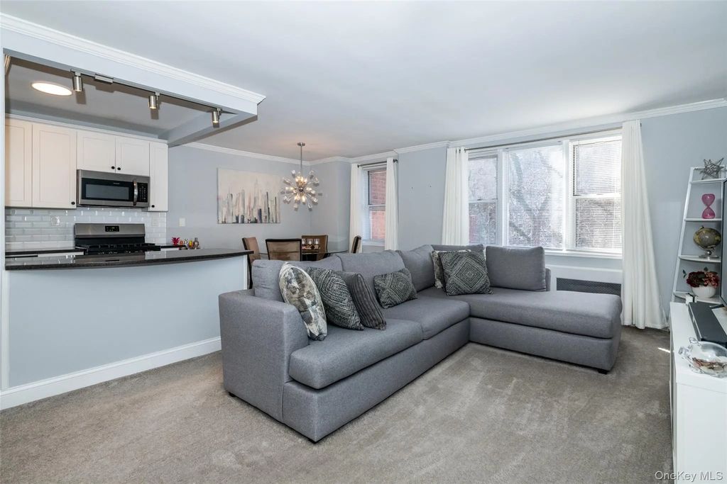 4 Sadore Lane # 5j, Yonkers