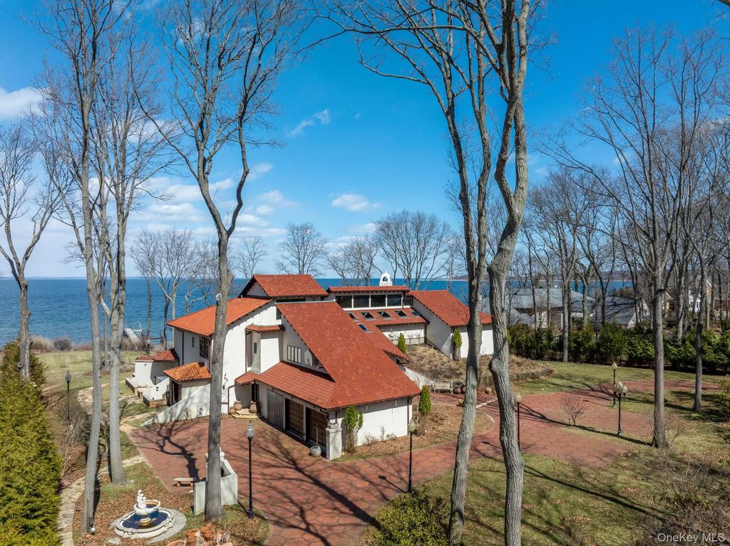 1 Sea Crest Drive, Lloyd Neck