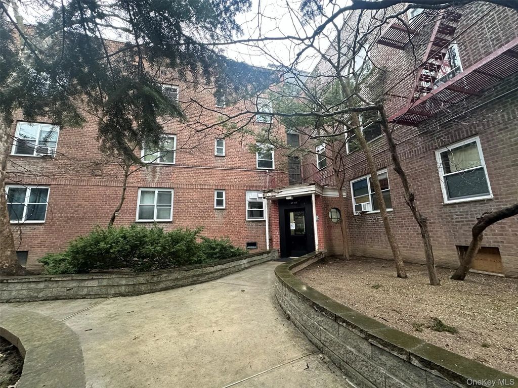 14743 38th Avenue # E25, Flushing