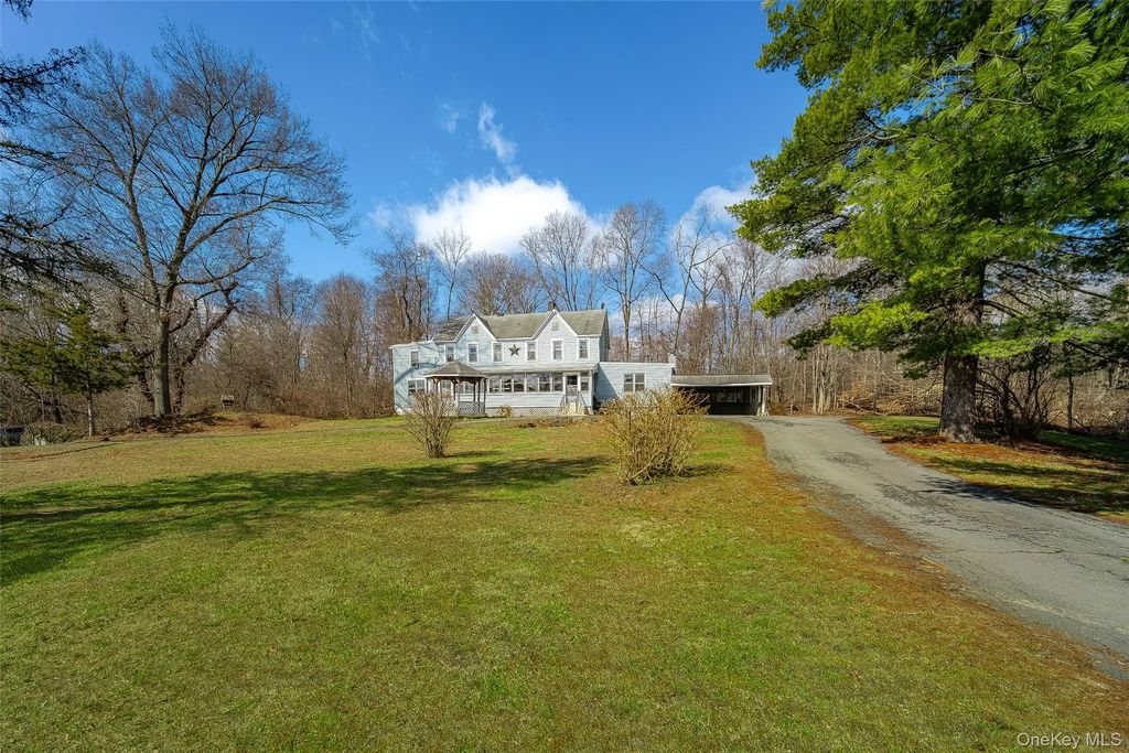 166 Brookside Farms, Newburgh