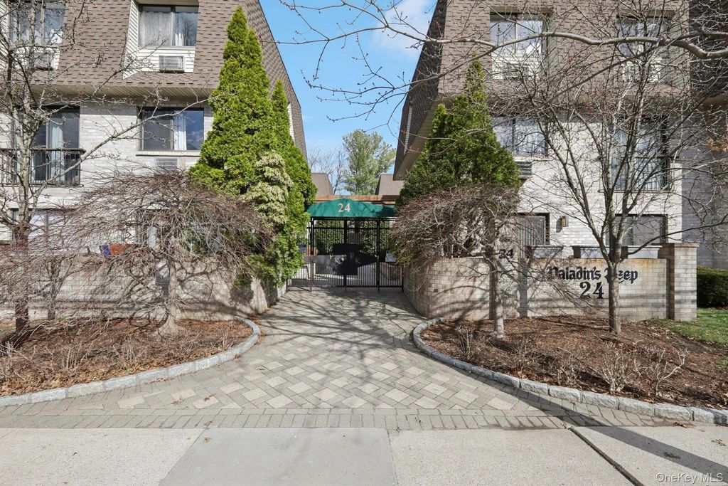 24 Carhart Avenue # 210, White Plains