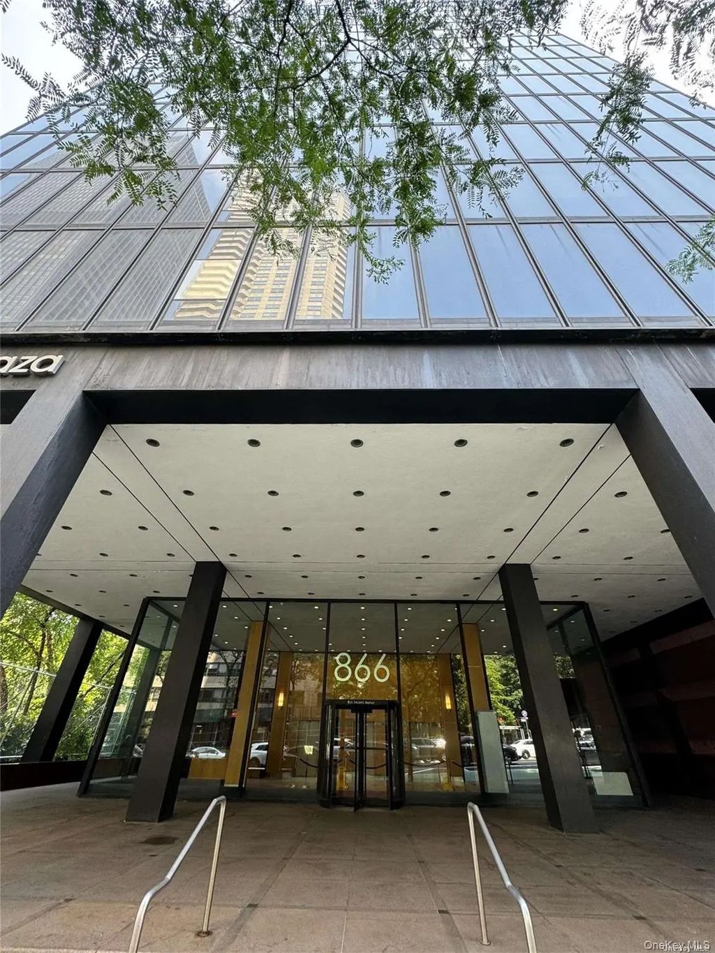 866 2nd Avenue # 10a, New York (Manhattan)