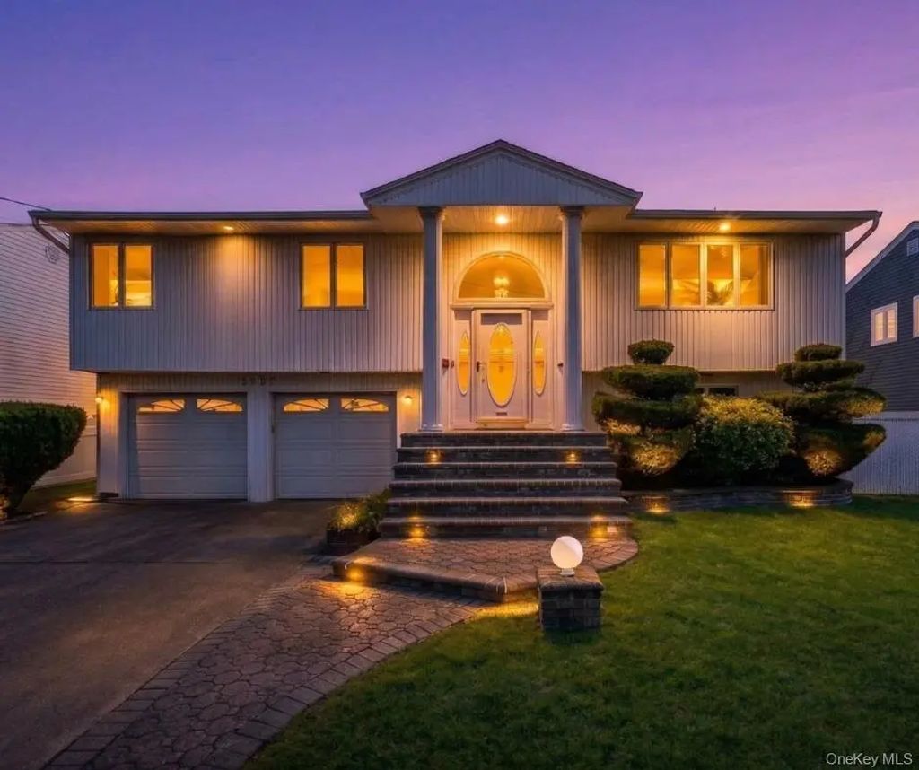 3727 Oceanside Road E, Oceanside
