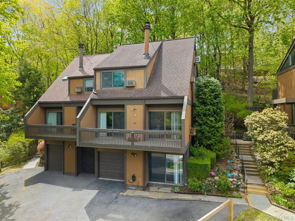 114 Ogden Avenue, Dobbs Ferry