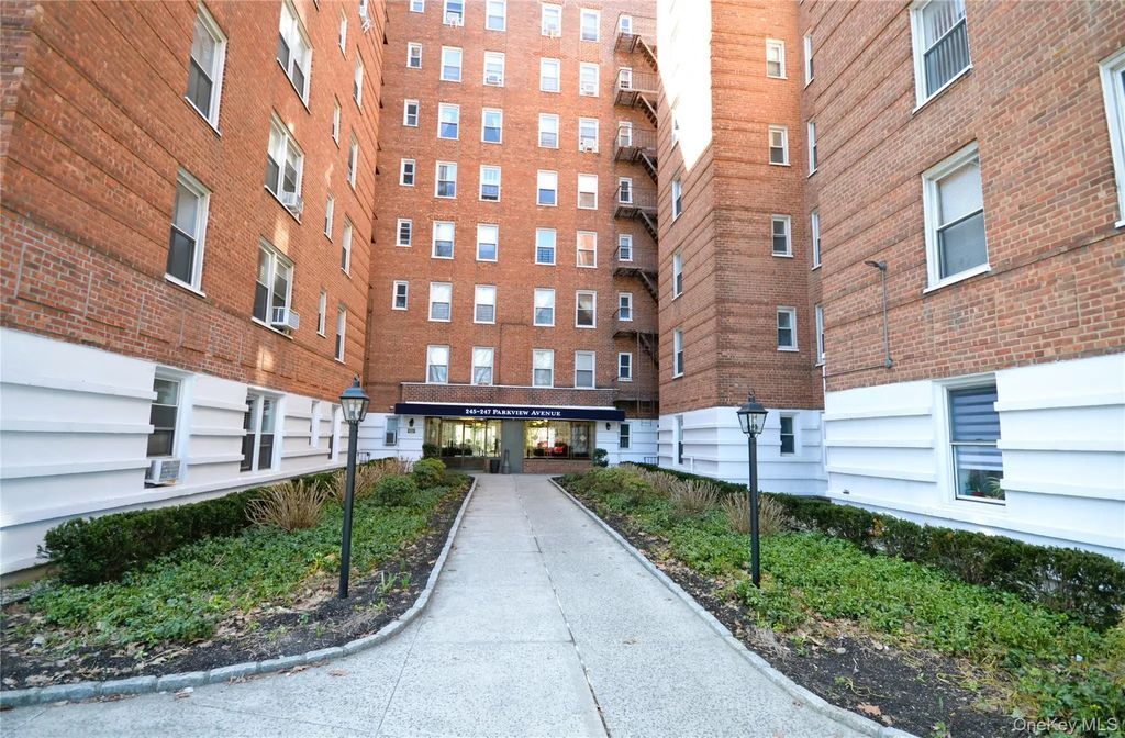 247 Parkview Avenue # 6m, Bronxville