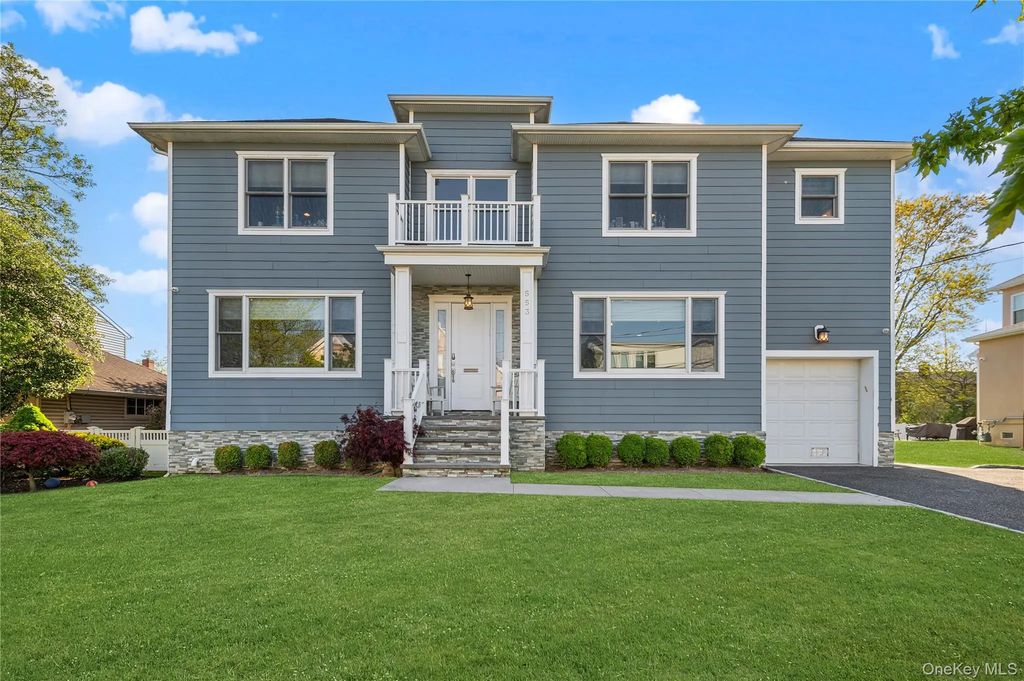 553 Derby Avenue, Woodmere
