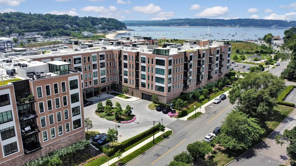 100 Garvies Point Road # 1116, Glen Cove
