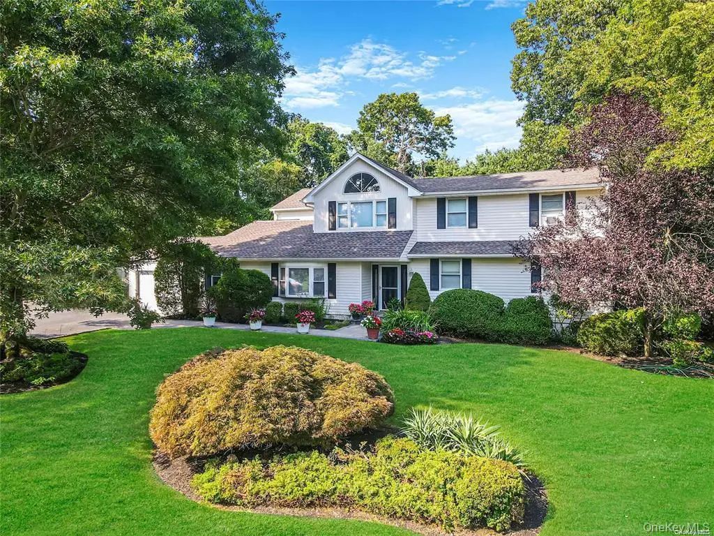 33 Peachtree Lane, Mount Sinai