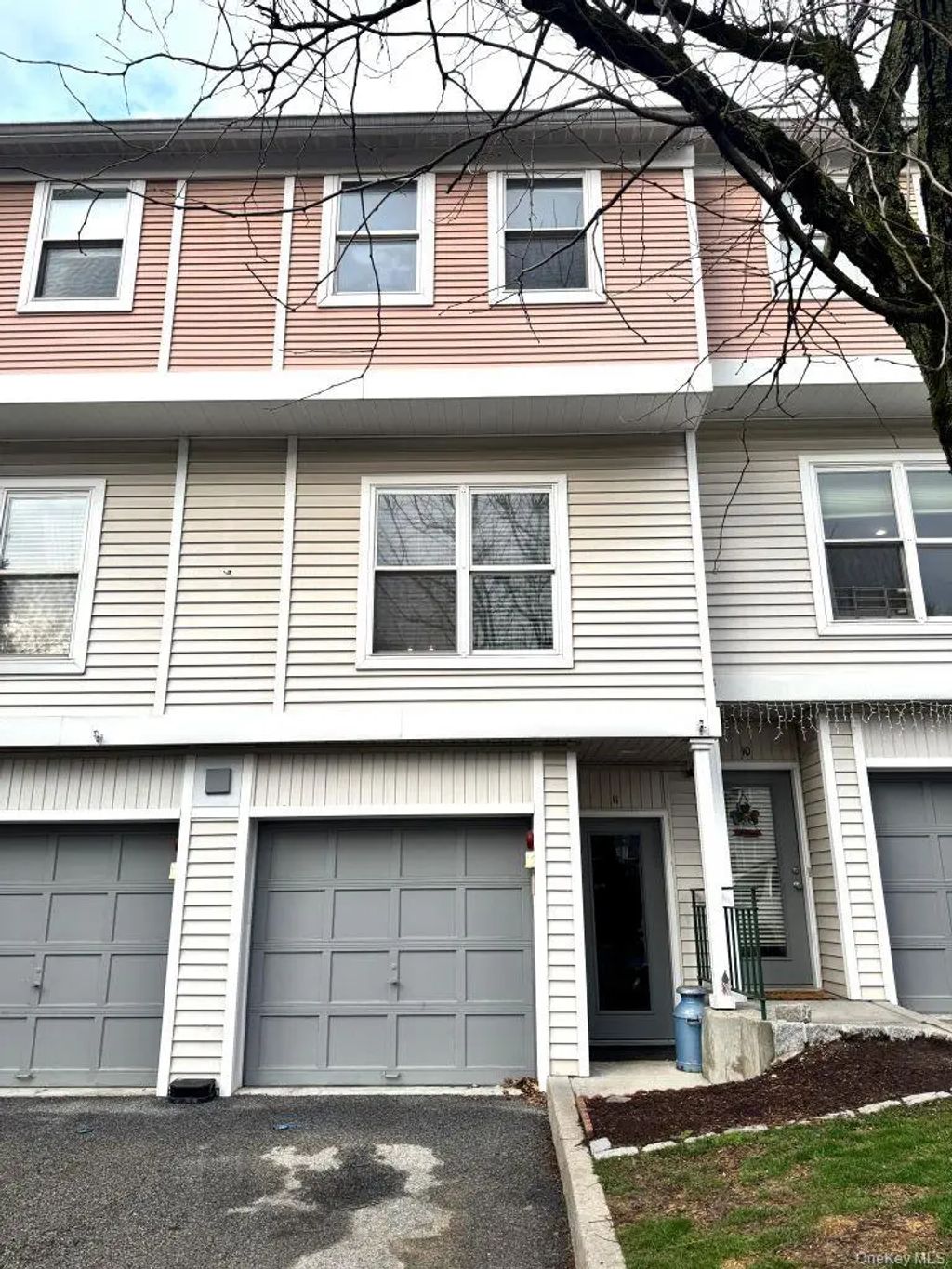 11 Livingston Manor # 11, Dobbs Ferry