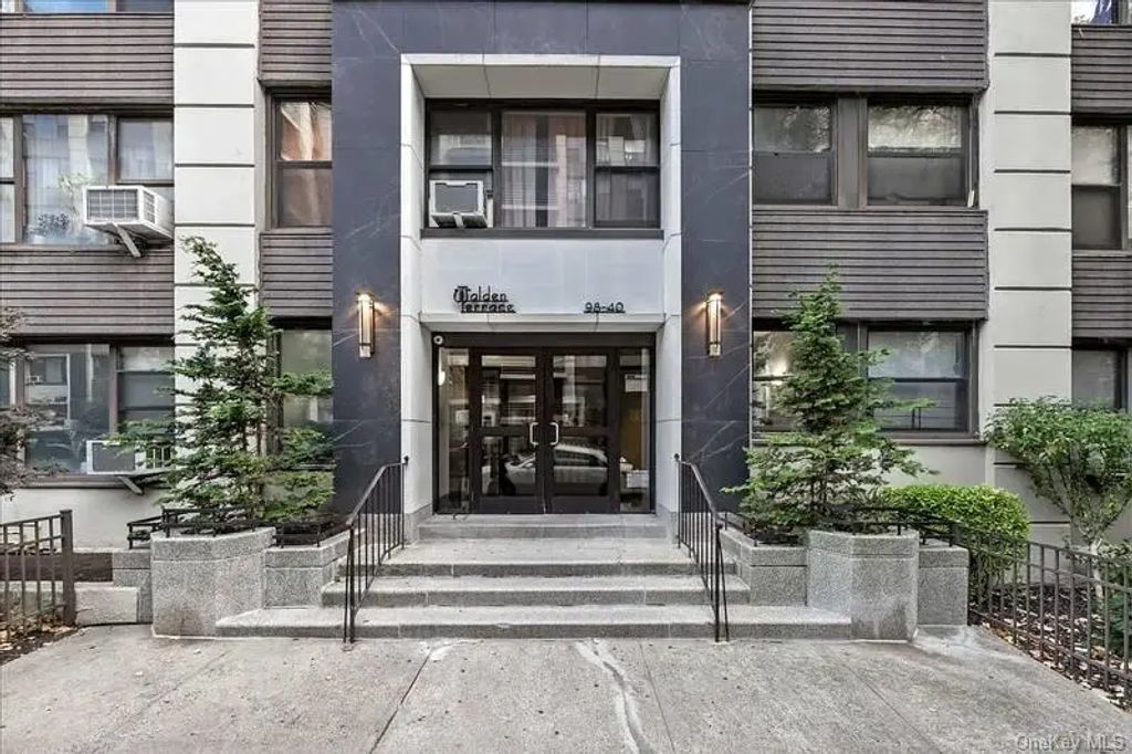 98-40 64 Avenue # 7j, Rego Park