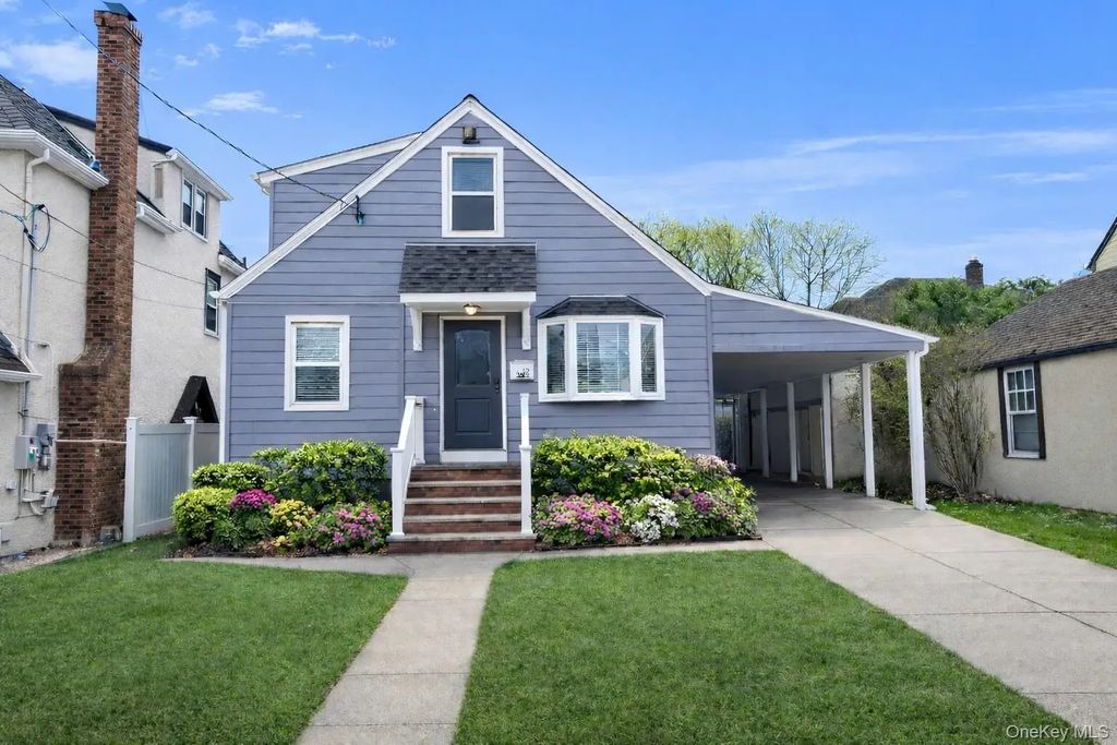 268 Spruce Street, West Hempstead