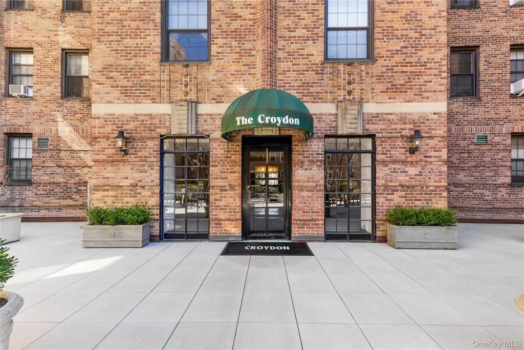 35 Parkview Avenue # 1d, Bronxville