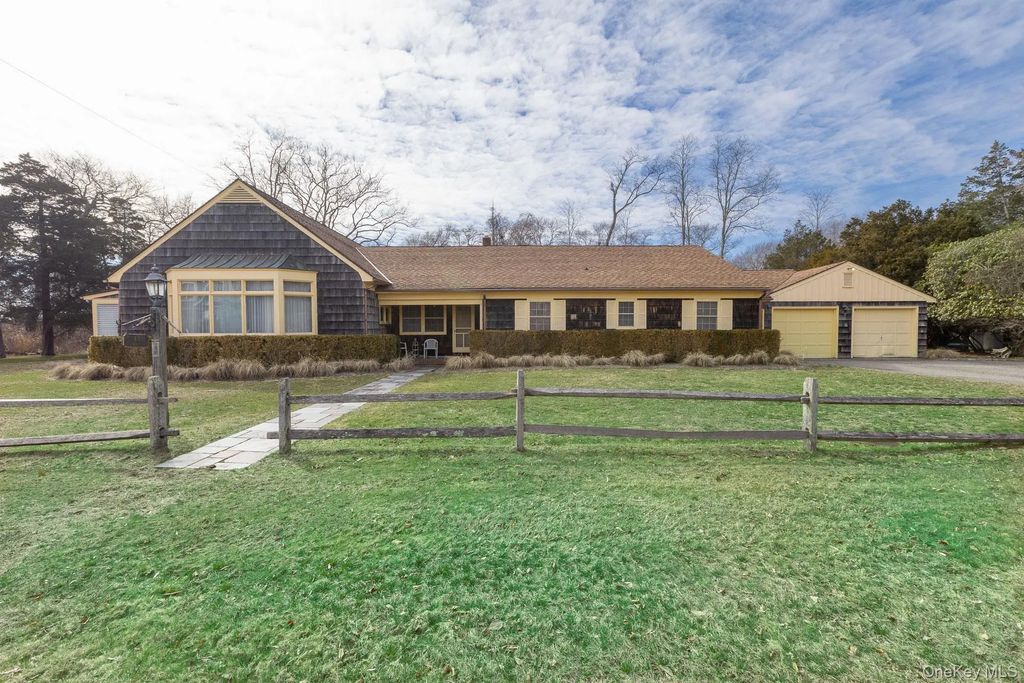 43 Halsey Road, Remsenburg