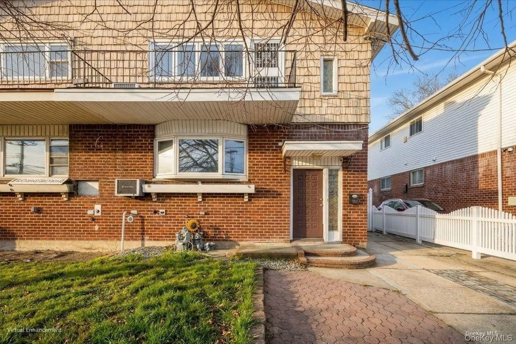 7918 149th Avenue, Howard Beach