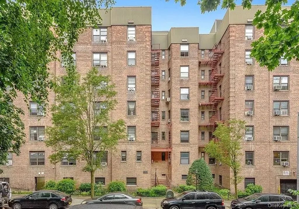 3440 78th Street # 4a, Jackson Heights