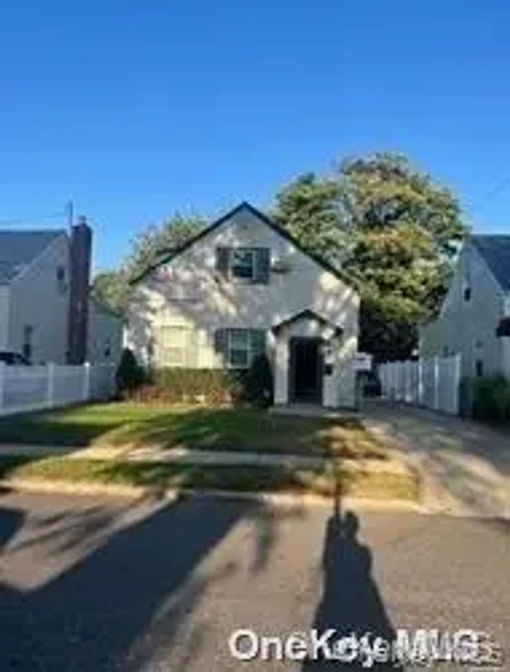 17 Wingate Rd, Valley Stream