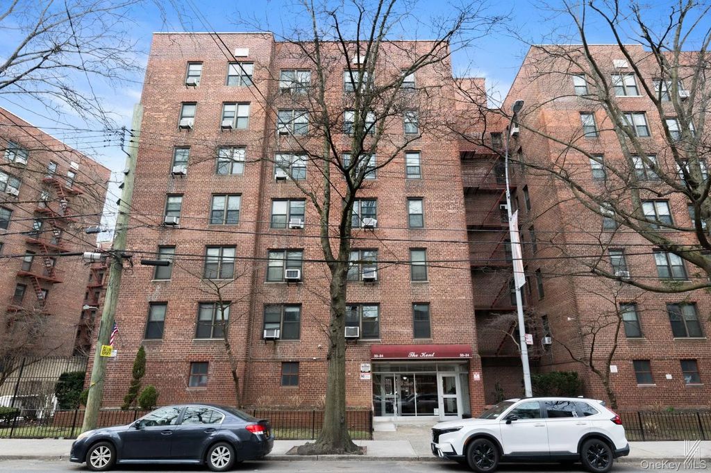 33-24 Junction Boulevard # 1r, Jackson Heights