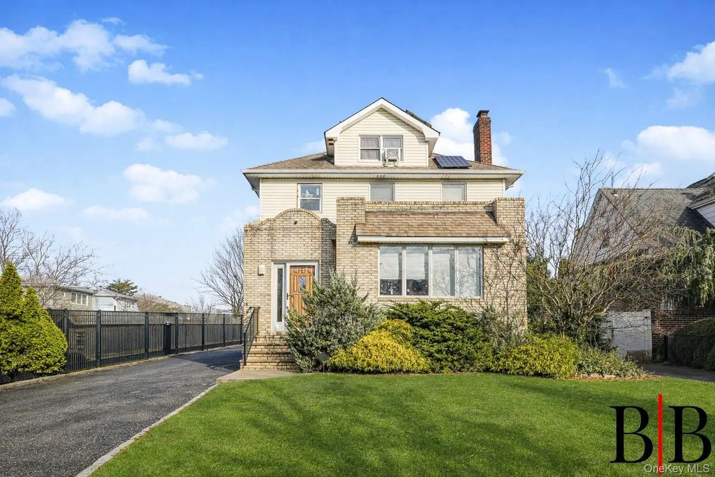 69 Crystal Avenue, Staten Island