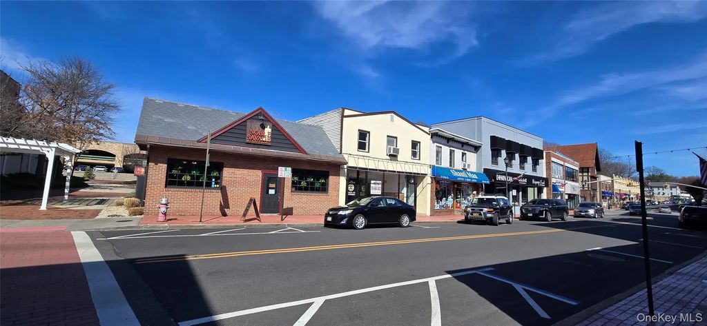 29 Glen Street # Store & 2nd Floor Mix Use, Glen Cove