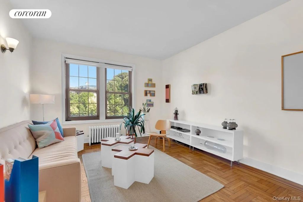 1100 Grand Concourse # 2b, Bronx