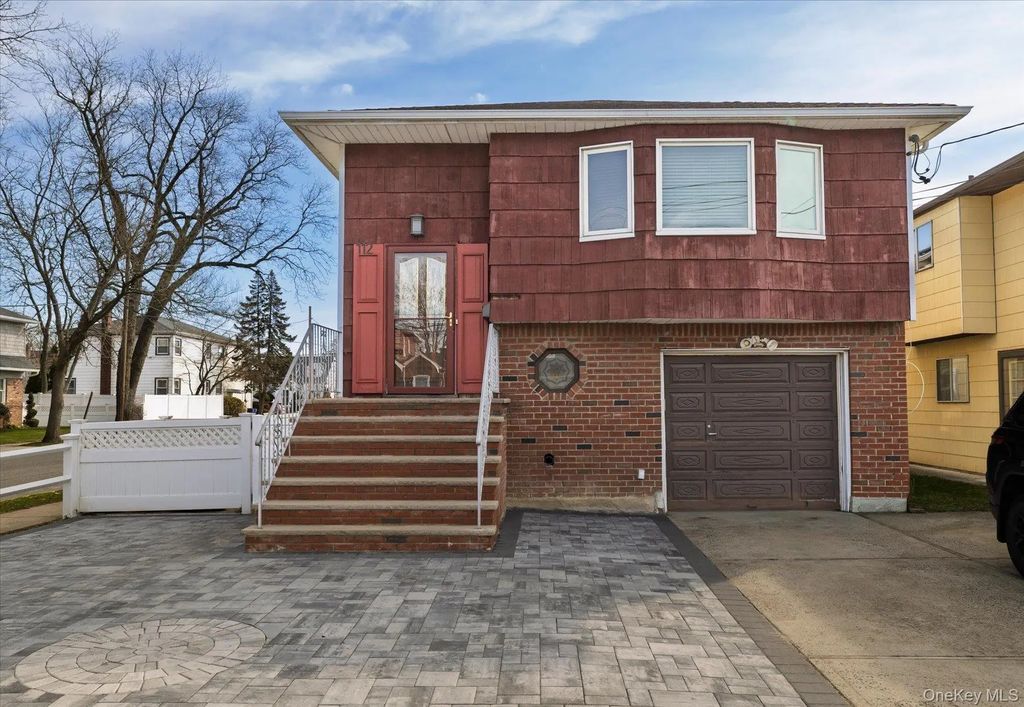 112 Chestnut Street, Lynbrook