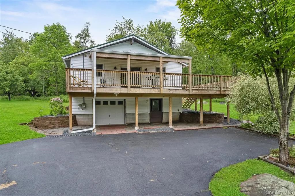 1013 Cooley Road, Parksville