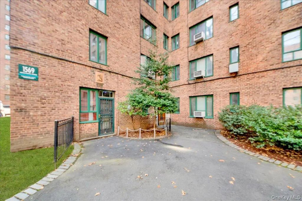 1569 Metropolitan Avenue # 4g, Bronx